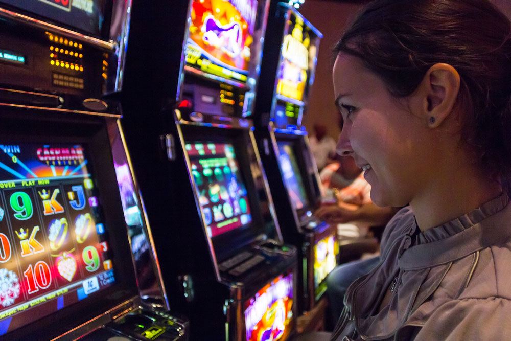 Under Age Gambler on Fruit Machine